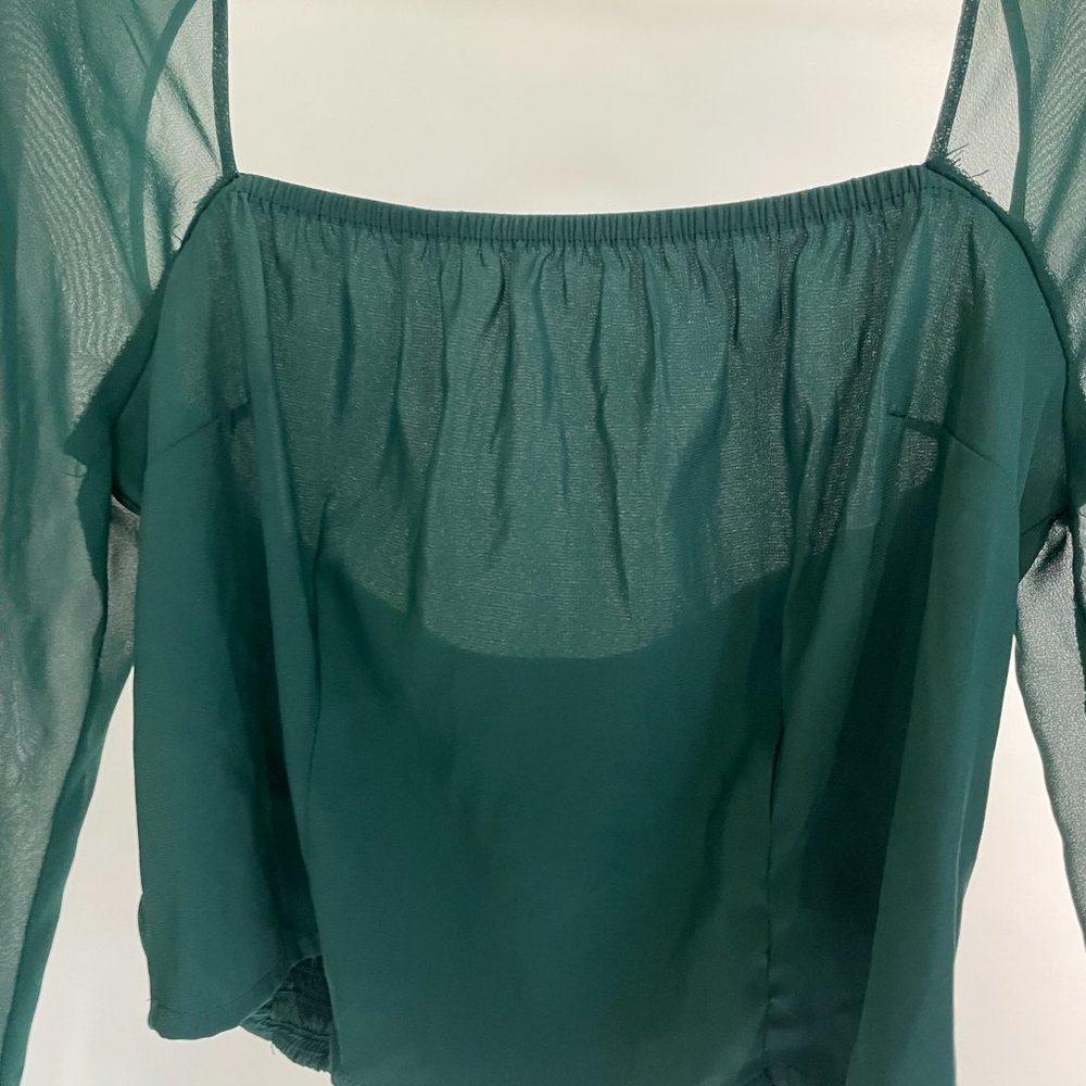 Express Crop Top - Picture 7 of 9